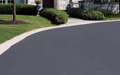 What’s the Difference in Asphalt and Concrete?