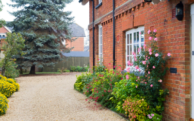 Stone or Gravel Driveway? Here’s How to Pick the Right One for Your Property