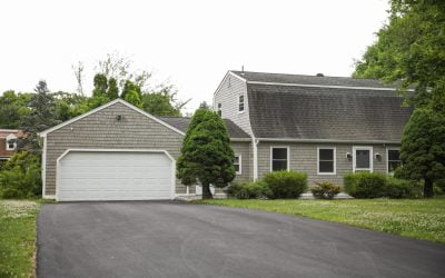 Choosing Between Asphalt and Concrete for Driveways